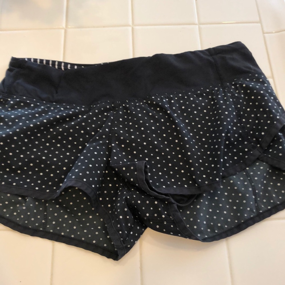 Lulu Lemons Speed Shorts